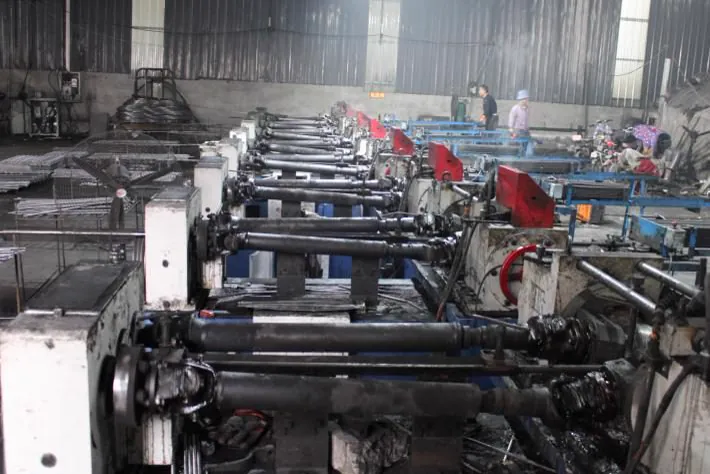 Thread rolling lines